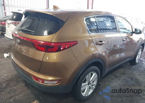 2018 Kia Sportage Lx z USA, uszkodzony, nr VIN KNDPMCAC0J7304855
